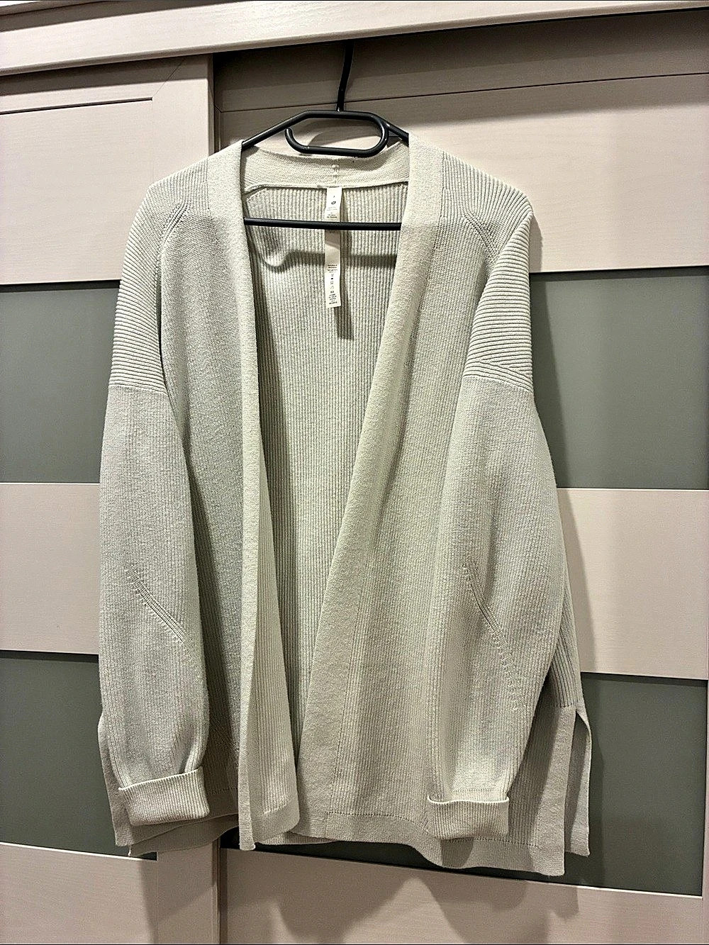 lululemon Open Front Cardigan in mint Size 4 Like New